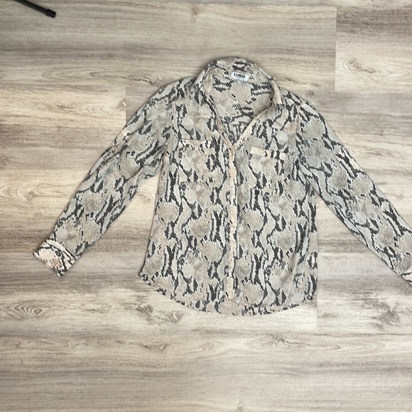 Express The Portofino Shirt Pink, Brown & White Snakeskin Button Down Shirt XS - Picture 7 of 14